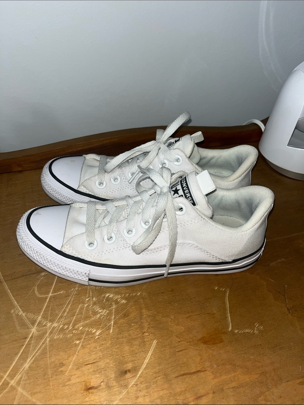 Converse Women’s White Low-Top Sneakers